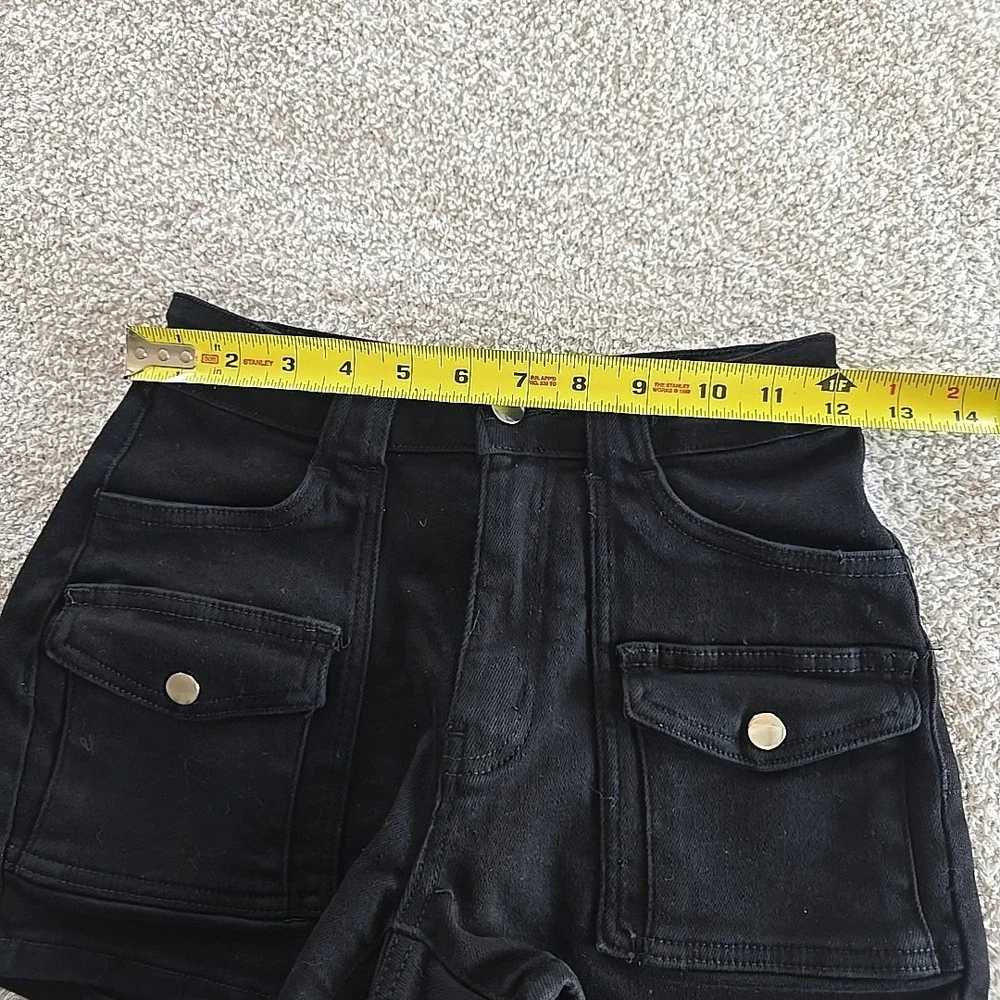 Aotasely Stretch‎ Jean Shorts Mid Waisted Juniors XS Black Denim NWT Festival